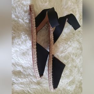 NWOT ADRIENNE VITTADINI ALVIN ESPADRILLE FLATS 8.5